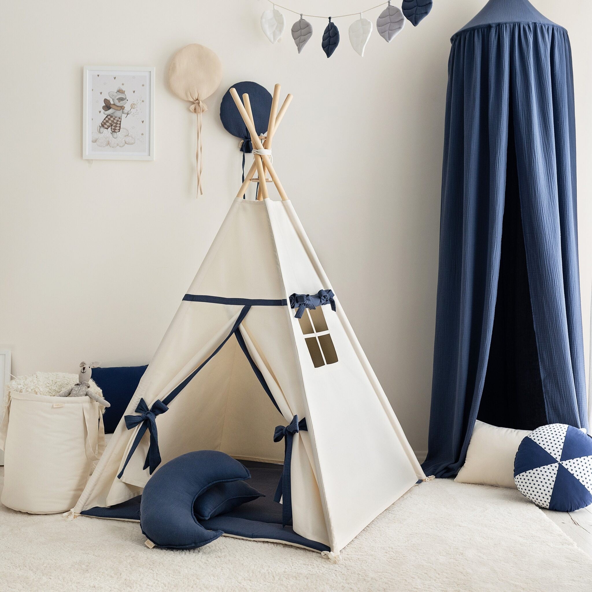 Tipi enfant beige et bleu marine avec tapis – vue 3