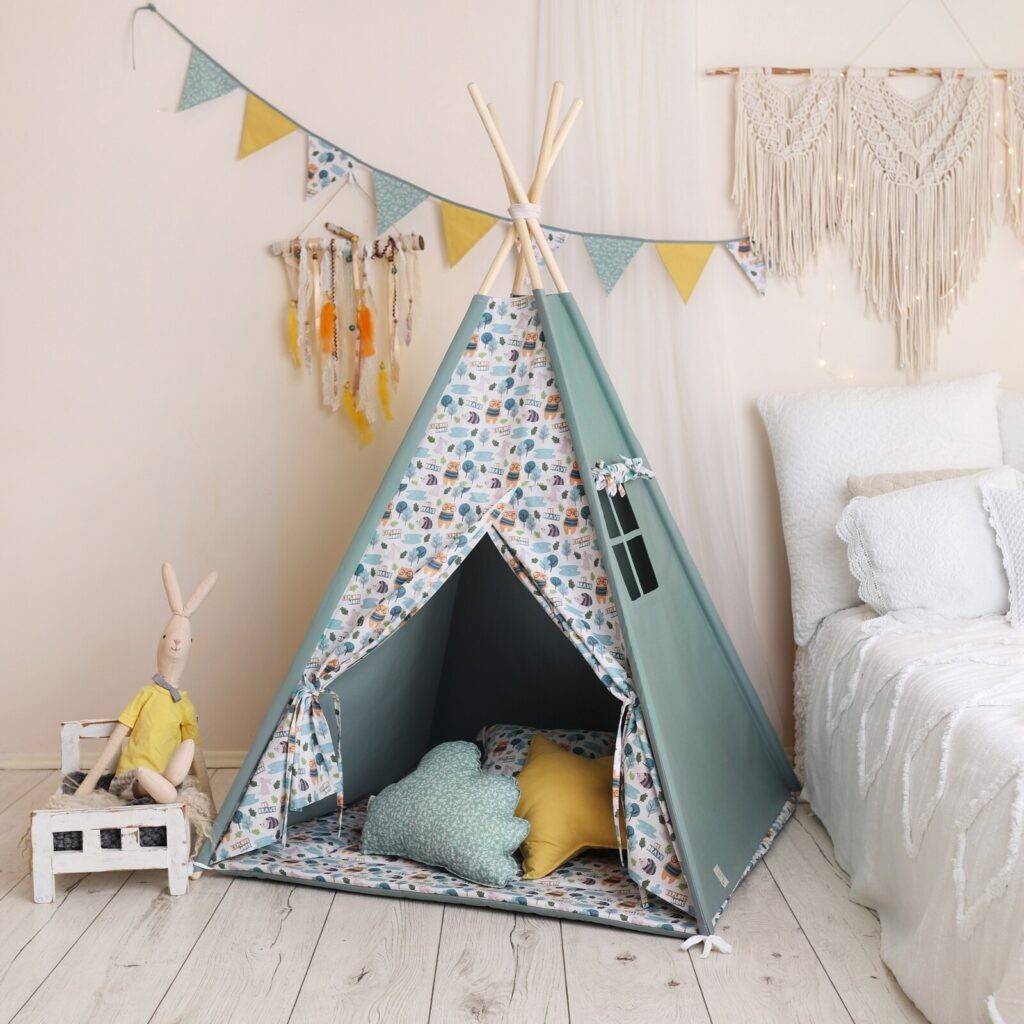 Tipi enfant vert forêt et sauge avec tapis – vue 2