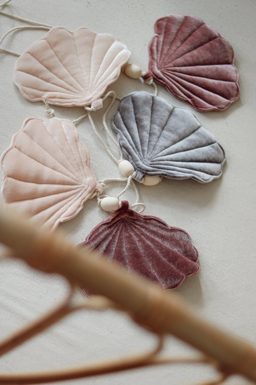 Shell Garland - Cosmic Pearl