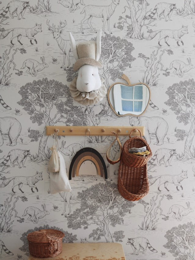 Kids Room Apple Mirror – Child-Friendly Acrylic & Wood