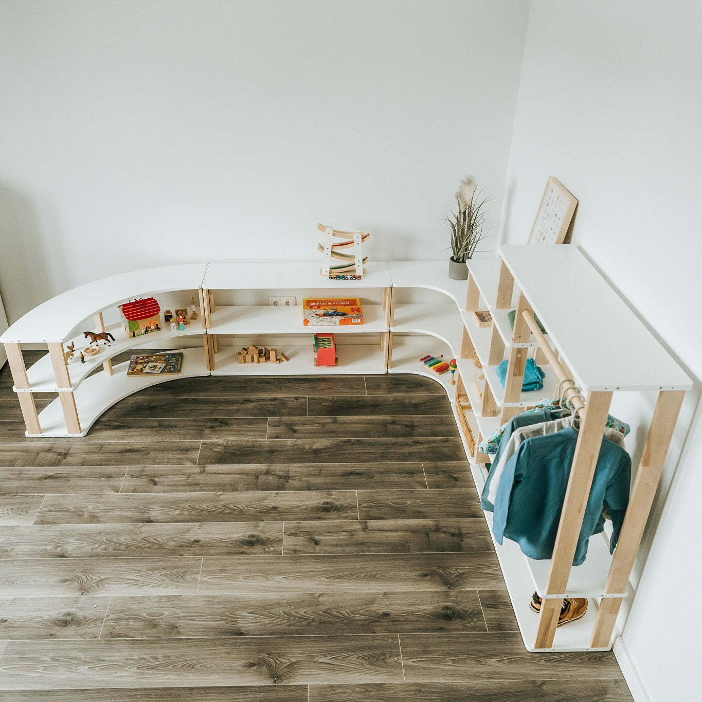 Modular Montessori Shelf Arch - 3 Shelves