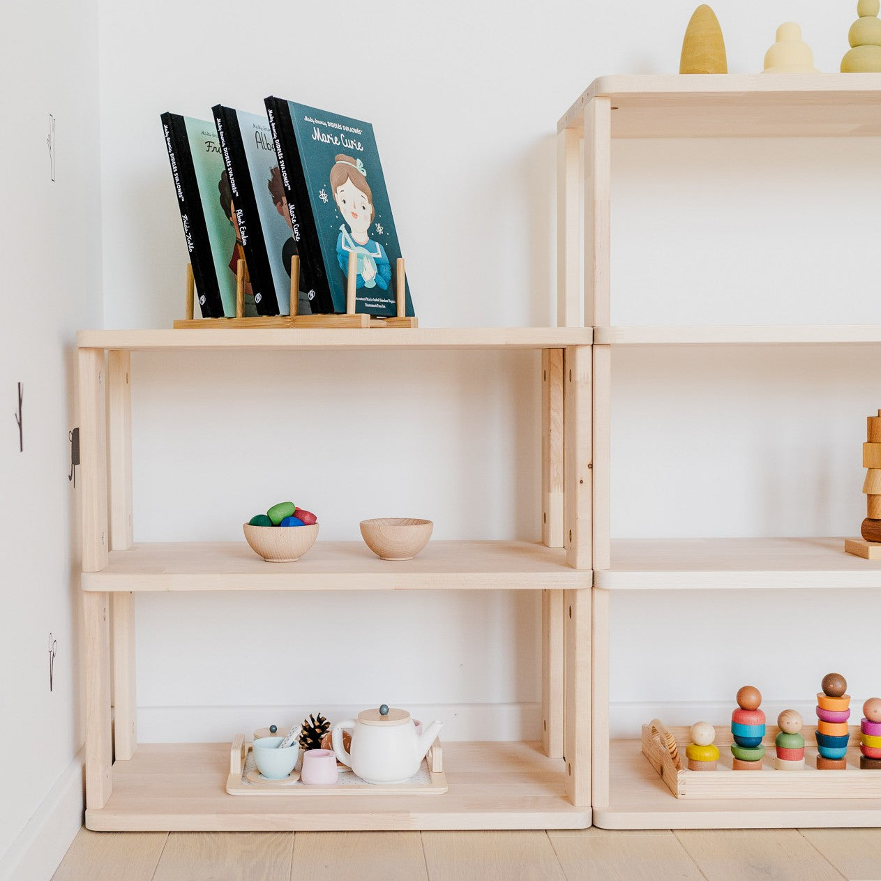 Modular Montessori Shelf Straight Mini - 3 Shelves