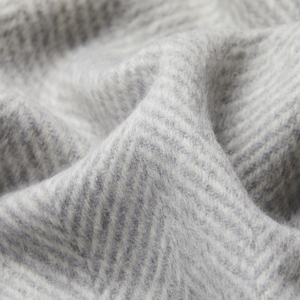 Natural Alpaka Wool Throw - Classic Fishbone