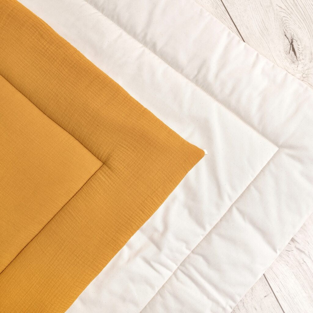 Tipi enfant beige et moutarde avec tapis – vue 4