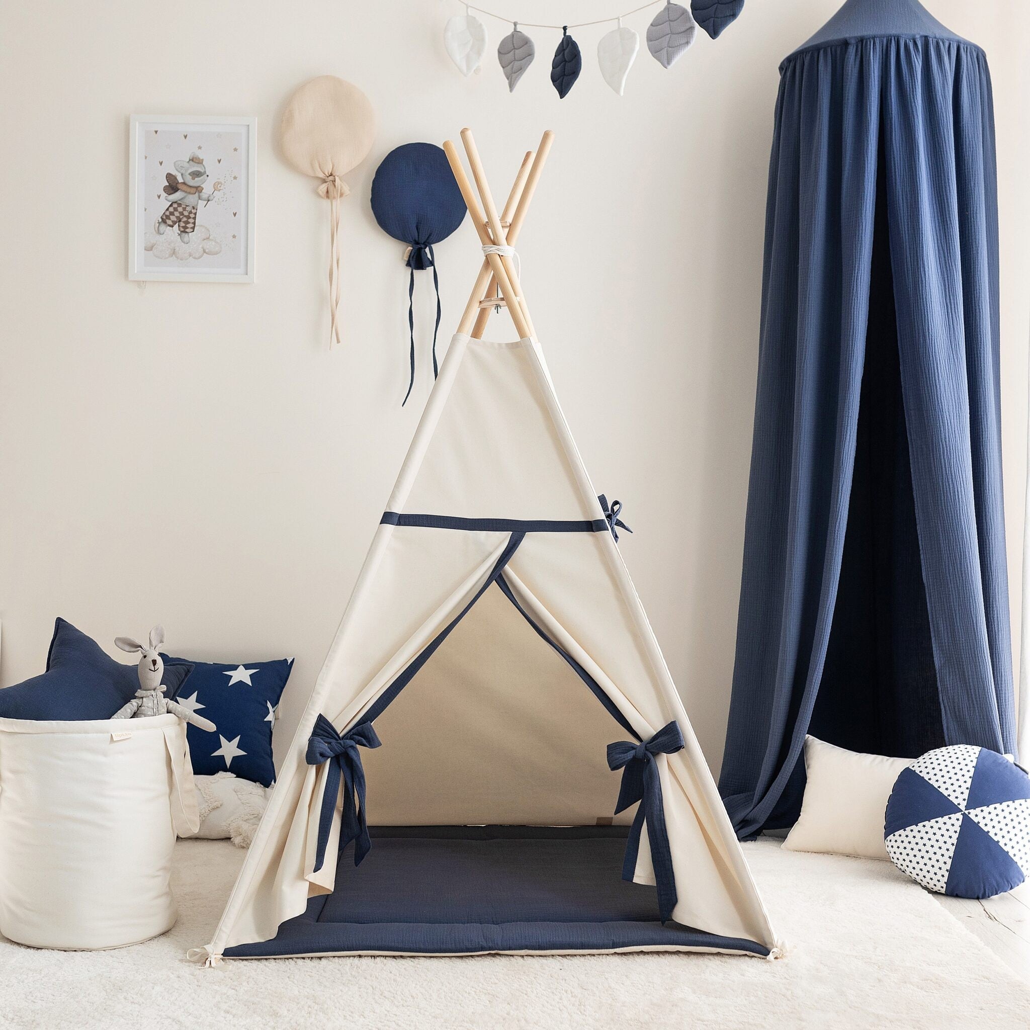 Tipi enfant beige et bleu marine avec tapis – vue principale