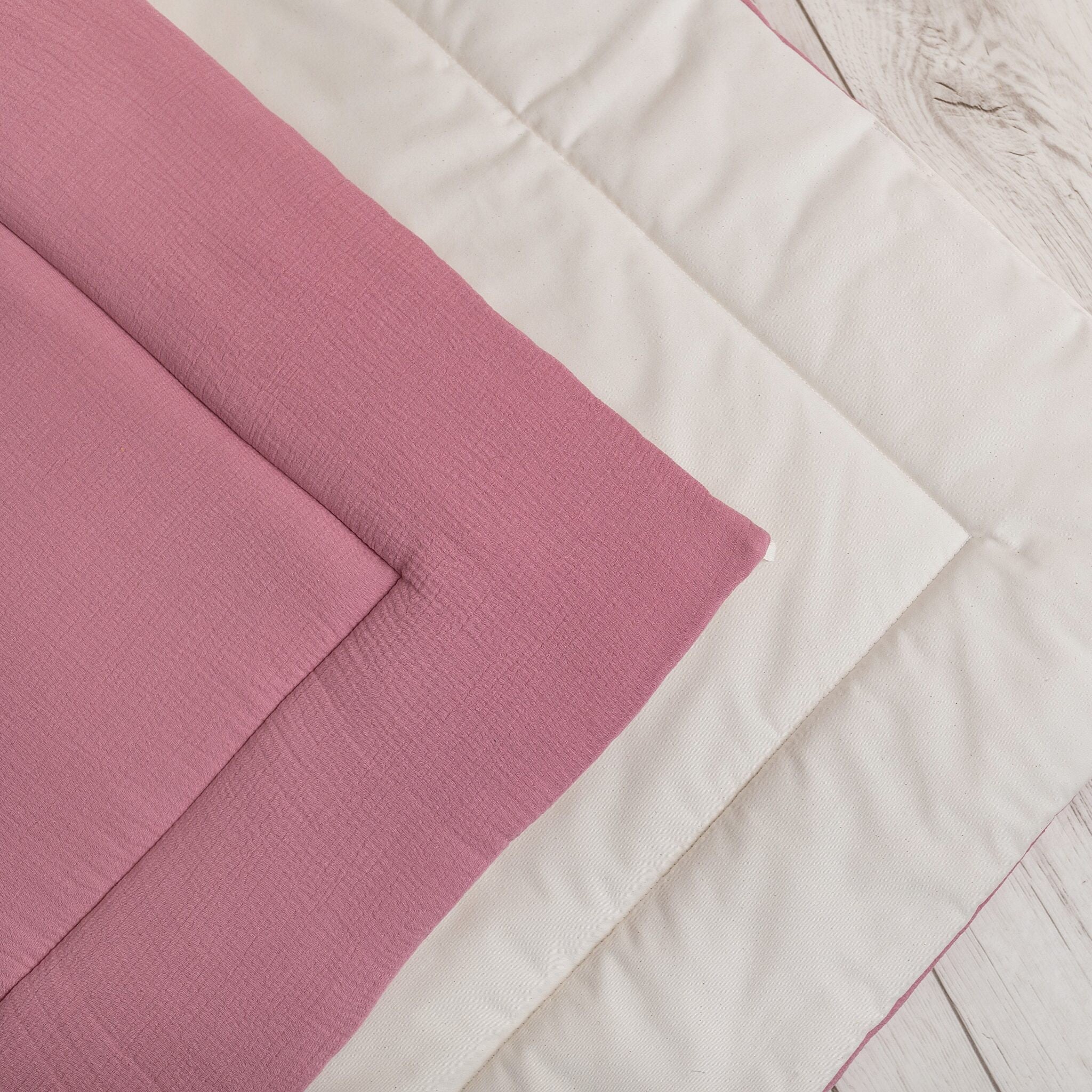 Tipi enfant beige et rose avec tapis – vue 4